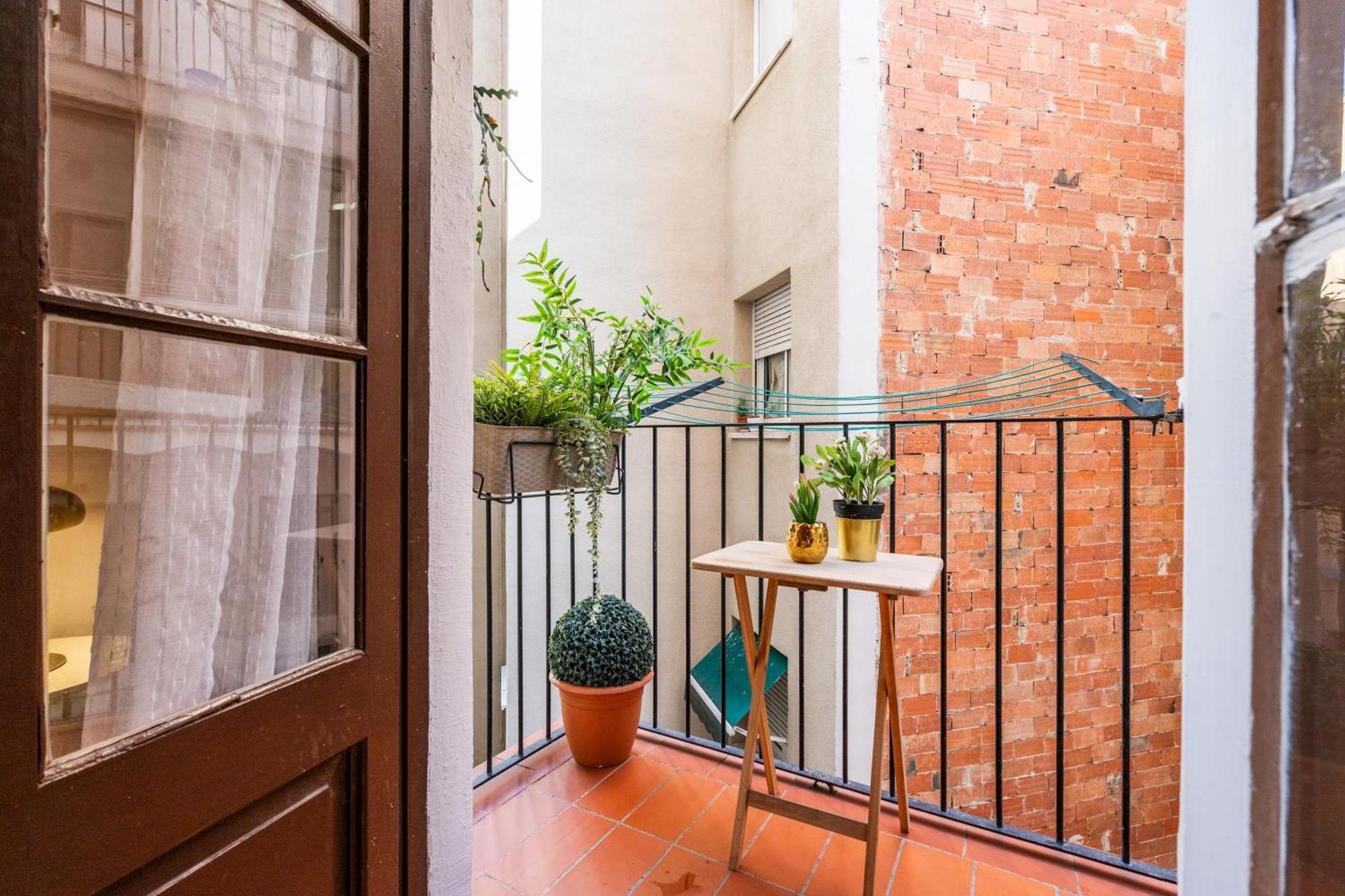 Fridays Flats Whisper-Quiet Near Sagrada'S Heart Apartment Barcelona Exterior photo
