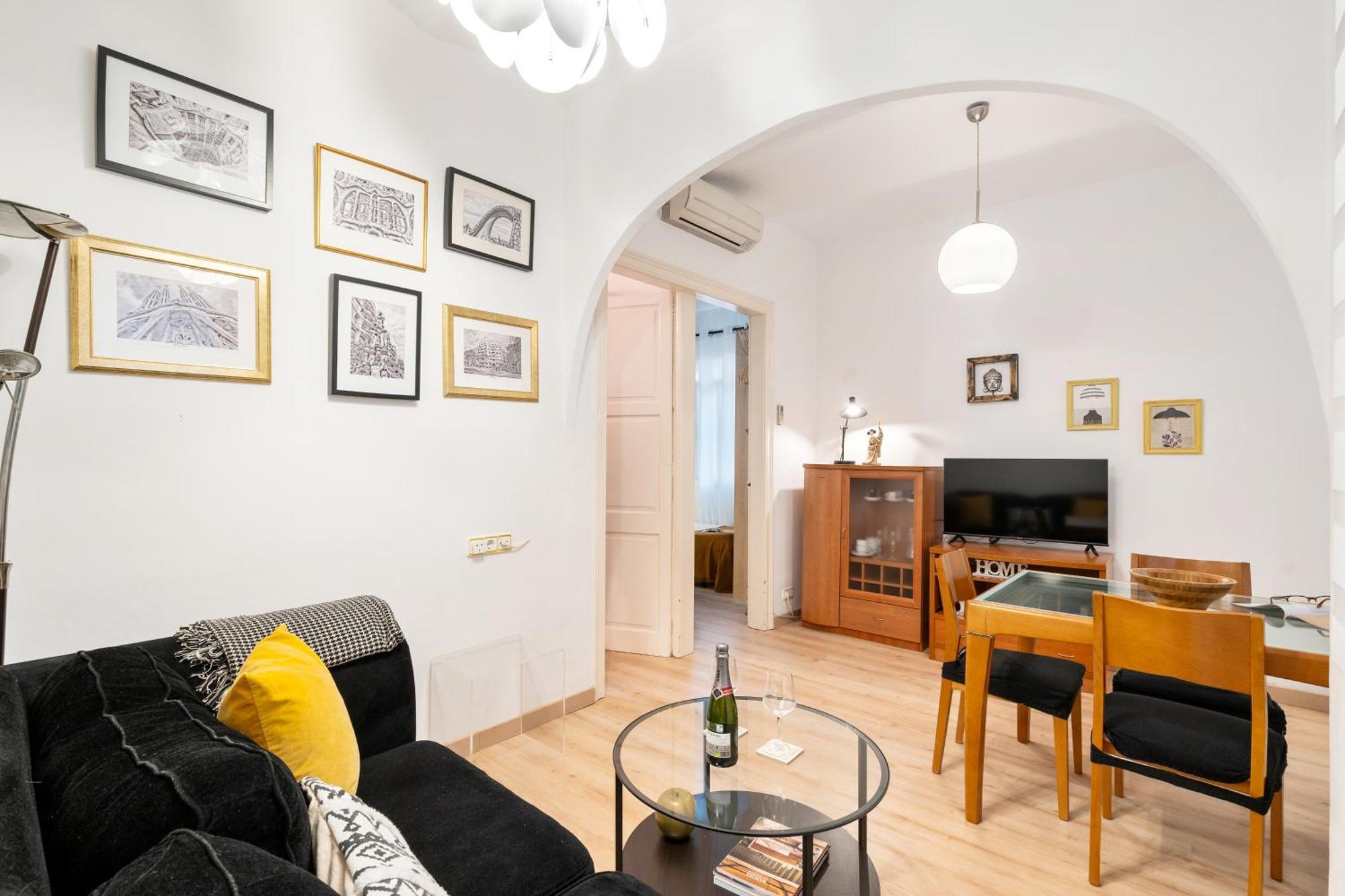 Fridays Flats Whisper-Quiet Near Sagrada'S Heart Apartment Barcelona Exterior photo
